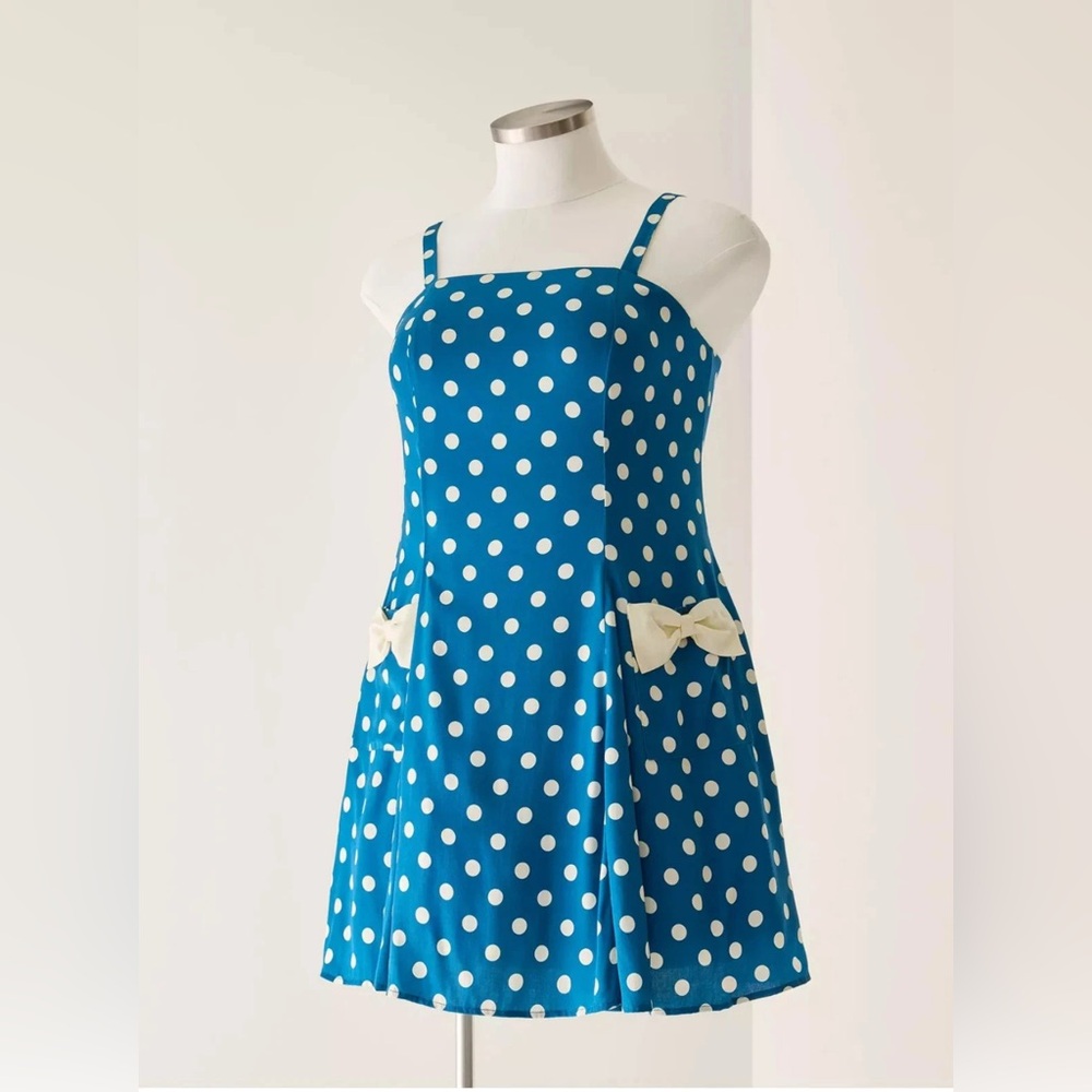 Torrid Retro Chic Plus Sz 22 3X Blue & White Polka Dot Bow Detail Pockets